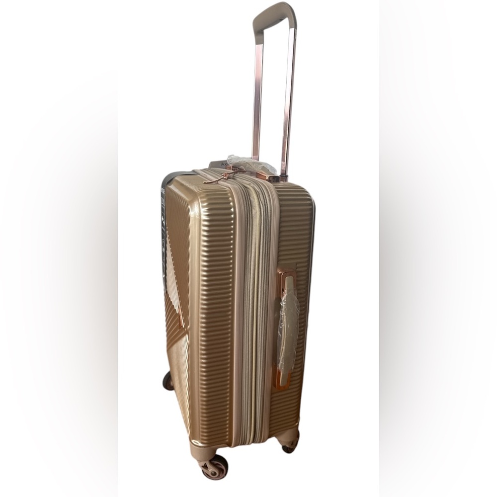 Kensie gold color   20” Hardside Vertical Luggage NEW